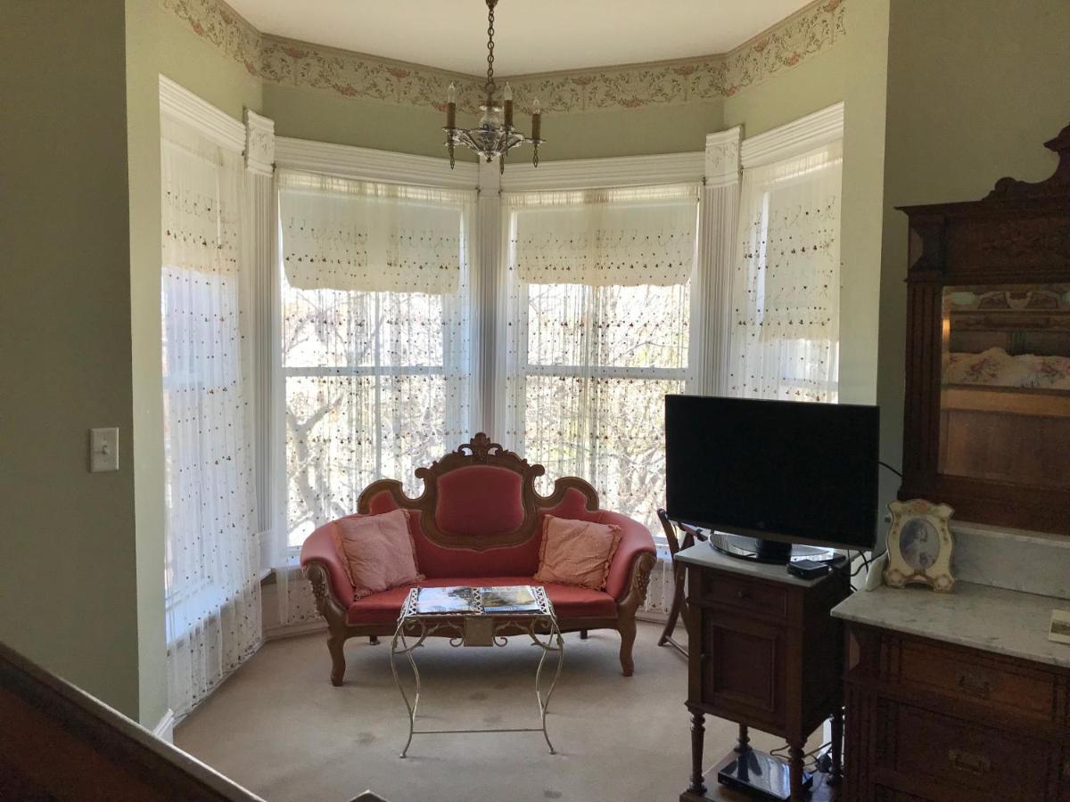 Edgar Olin House (Adults Only) Bed & Breakfast Pueblo Room photo