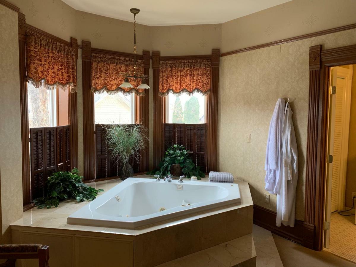 Edgar Olin House (Adults Only) Bed & Breakfast Pueblo Exterior photo